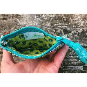 VIBRANT VERA BRADLEY KEY CHAIN CHANGE PURSE